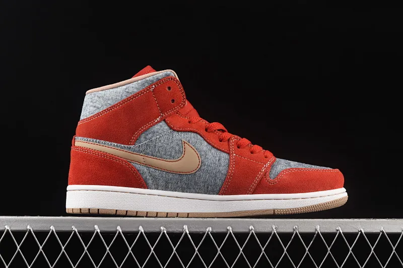 All categories Air Jordan Jordan series basketball shoes Air Jordan 1 Mid G version pure original Levi's x Air Jordan 1 Mid "Denim" AJ1 Joe 1 Levi's denim mid-top basketball shoes DM4352-600